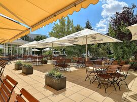 Terrasse des 4 Sterne Hotel in Bad Gögging