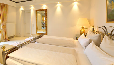 Helle Hotel Suite im Hotel in Niederbayern